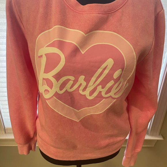 BARBIE Oversized Crewneck Sweatshirt Size Medium NEW - Picture 2 of 10